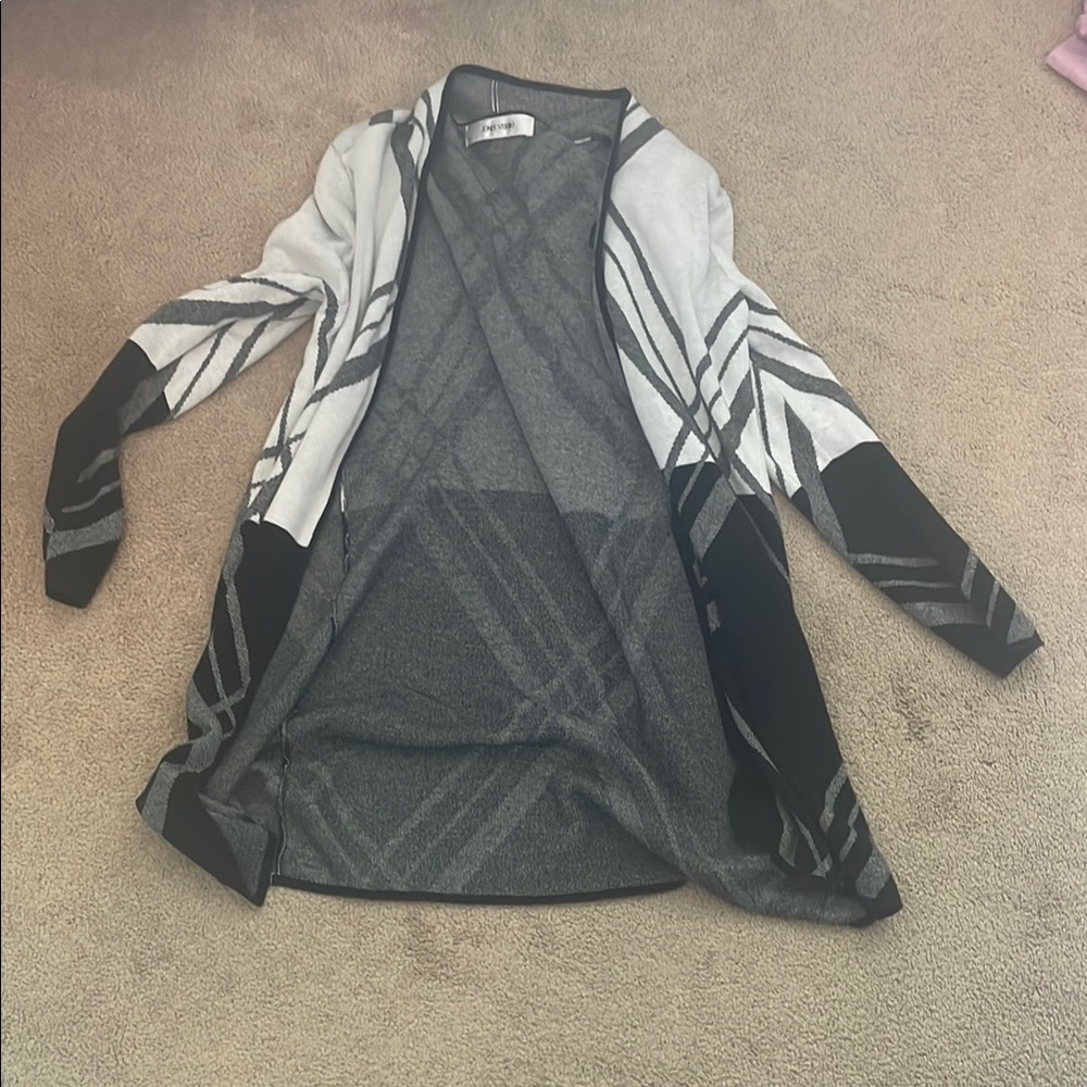 Jones studio Stylish Women's Black and Gray Sweater